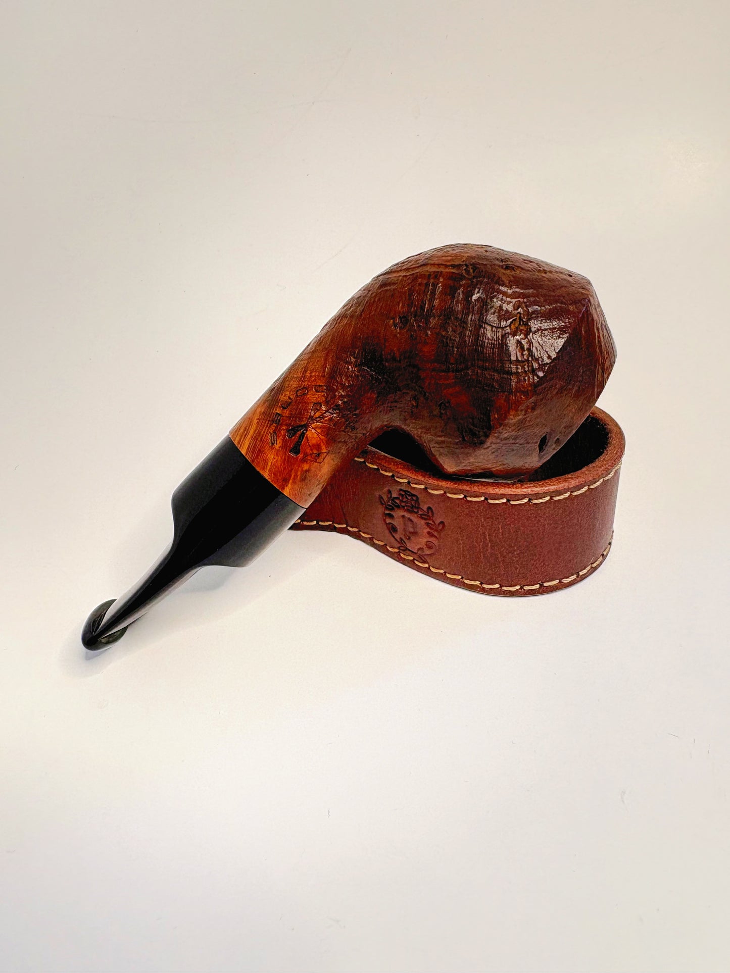 Morgan Pipes Bones Series Nosewarmer Bulldog American Estate Pipe