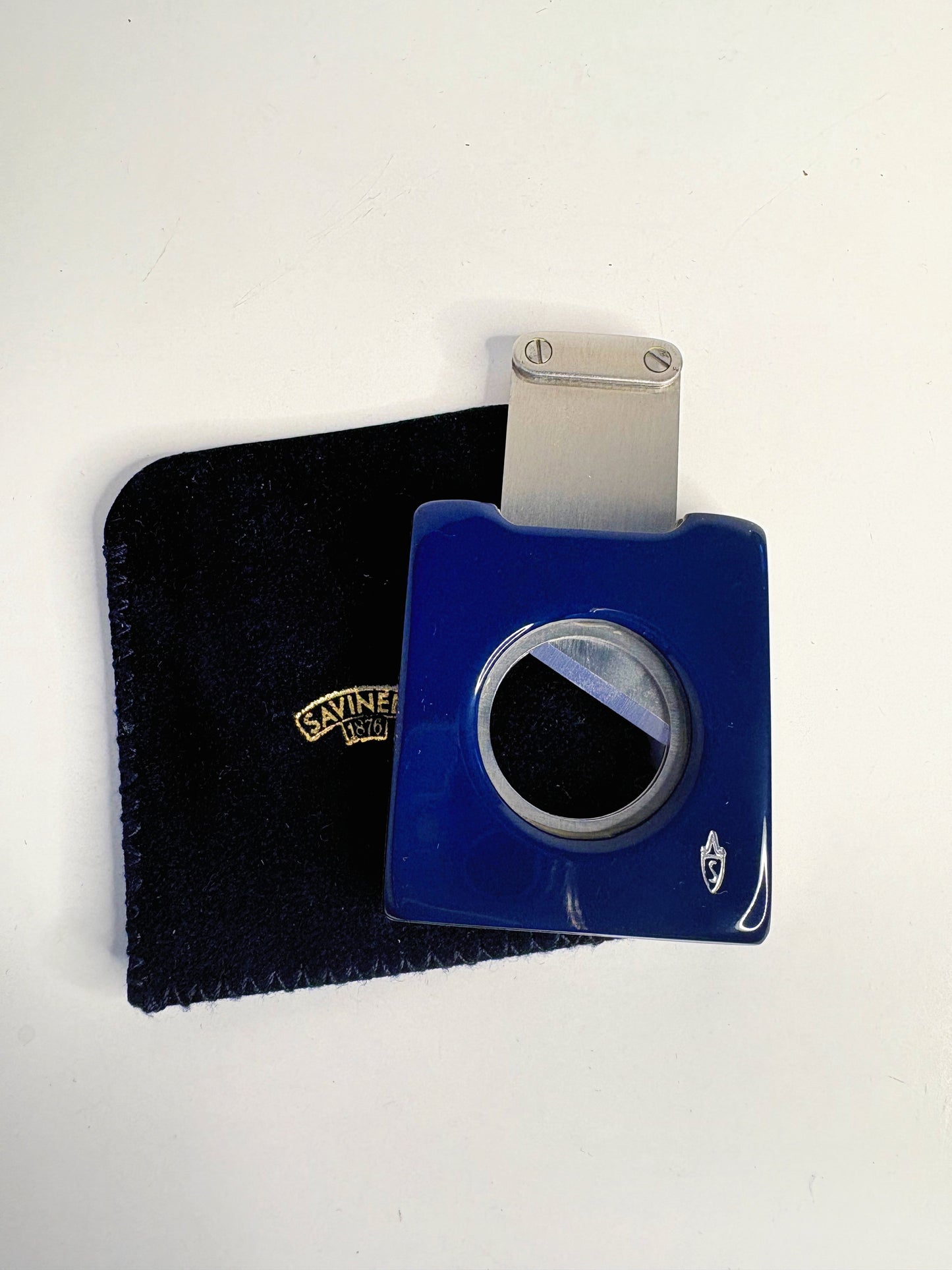 Savinelli Acrylic Blue Cigar Cutter