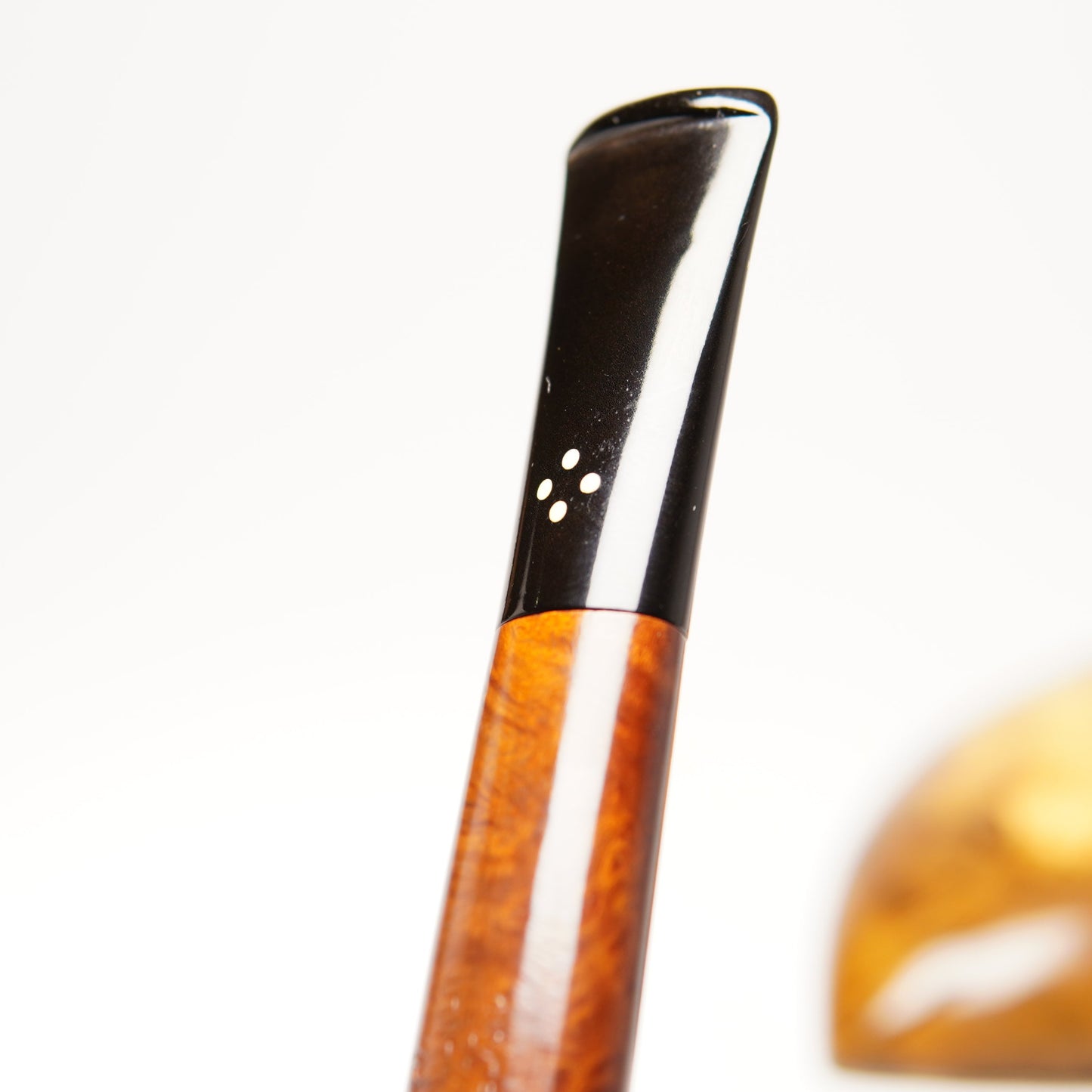 Sasieni Walnut Four Dot London Made Pipe