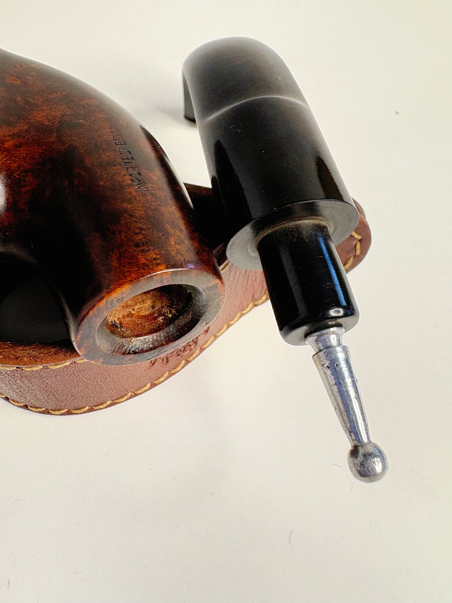 Wally Frank LTD Oom Paul 1940's American Estate Pipe