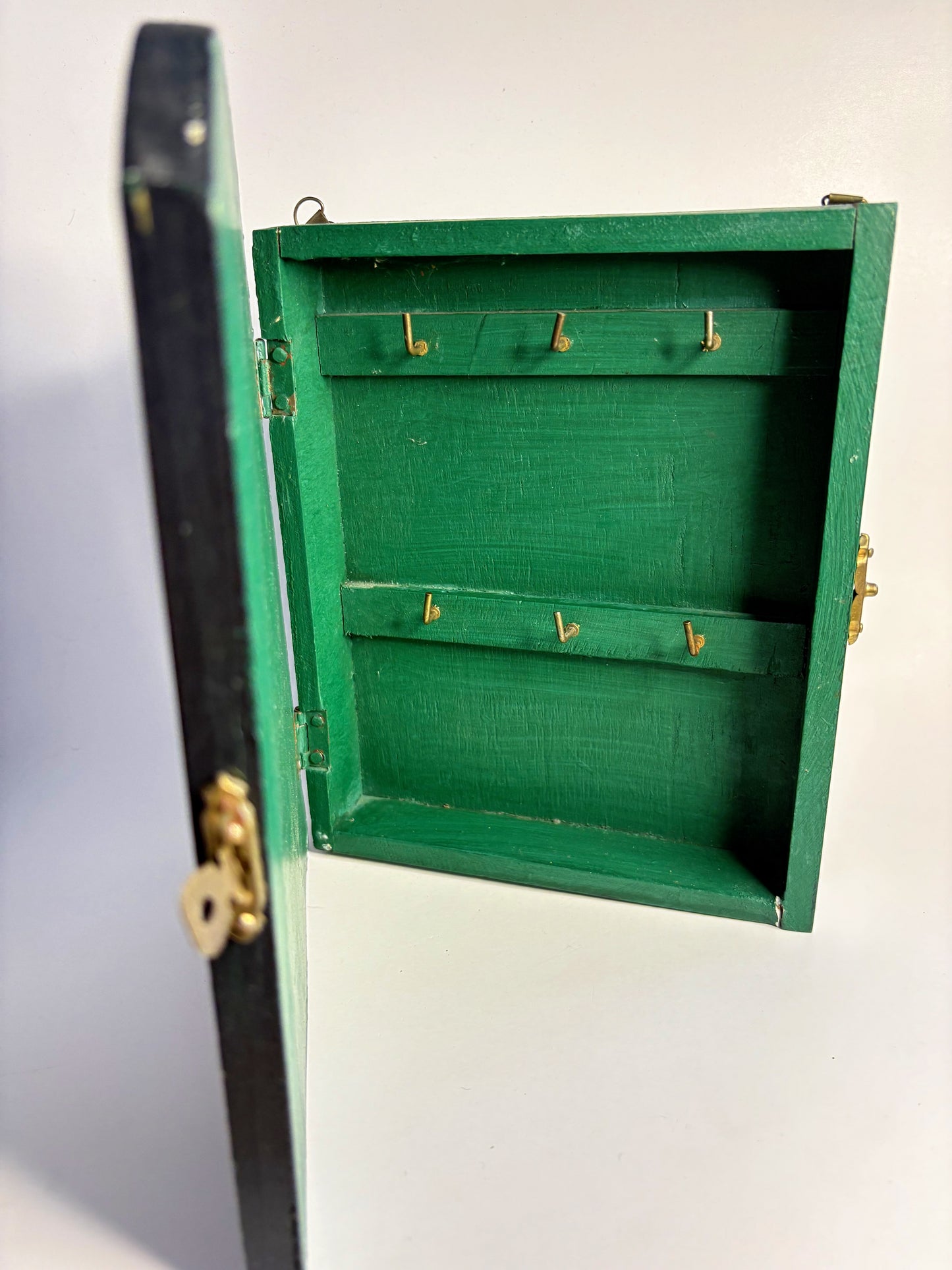 Vintage RJ Moran’s Pipe Tobacco & Fine Cigars Wooden Key Cabinet