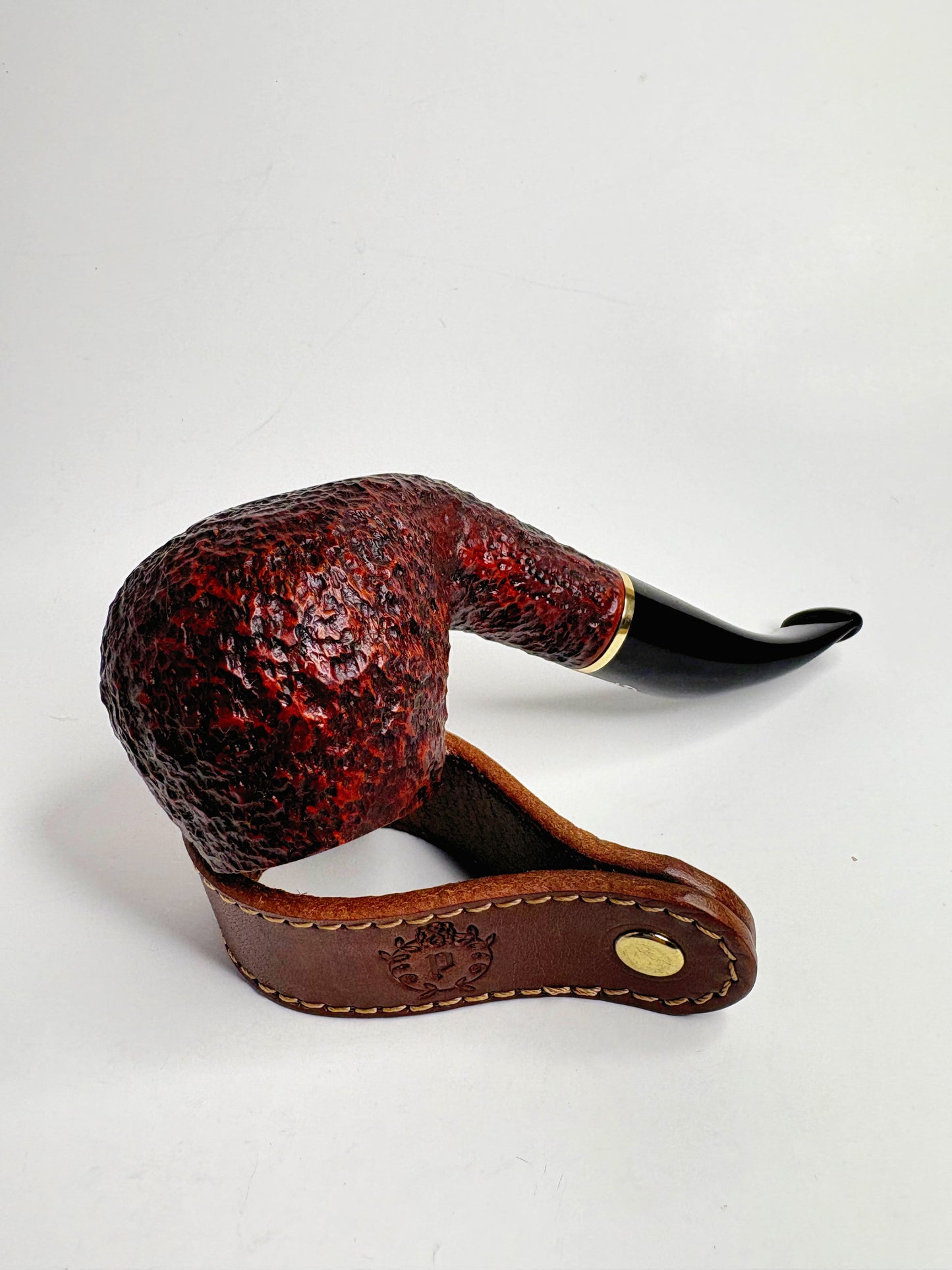 Savinelli Short Rusticated Italian Estate Pipe