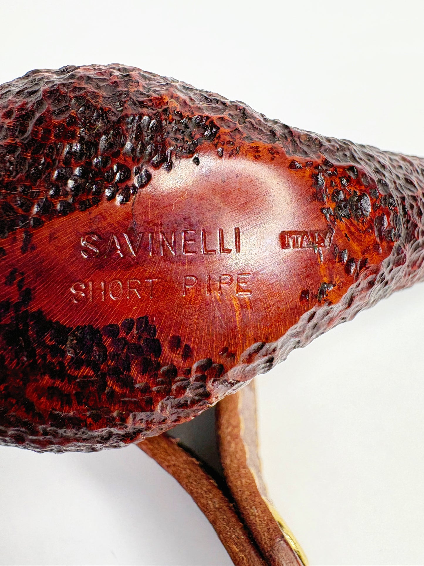 Savinelli Short Rusticated Italian Estate Pipe