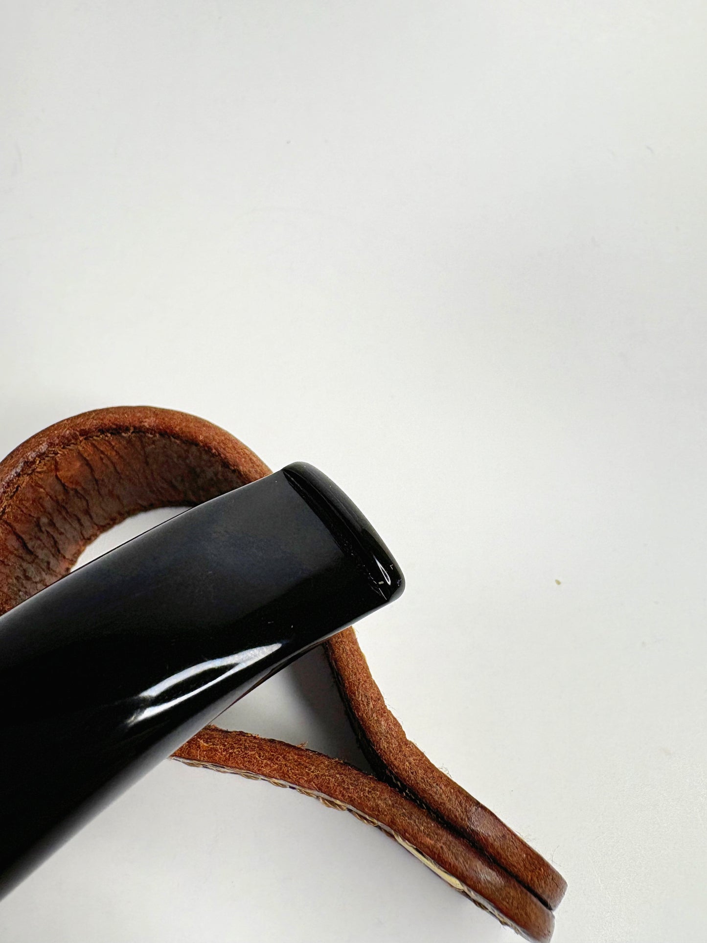 Savinelli Short Rusticated Italian Estate Pipe
