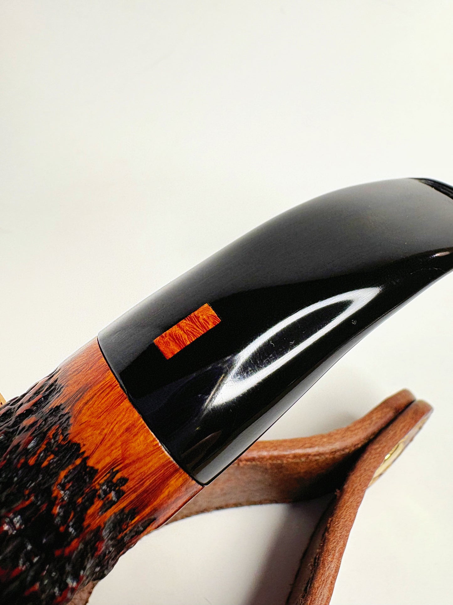 Savinelli Linea Artisan Italian Estate Pipe