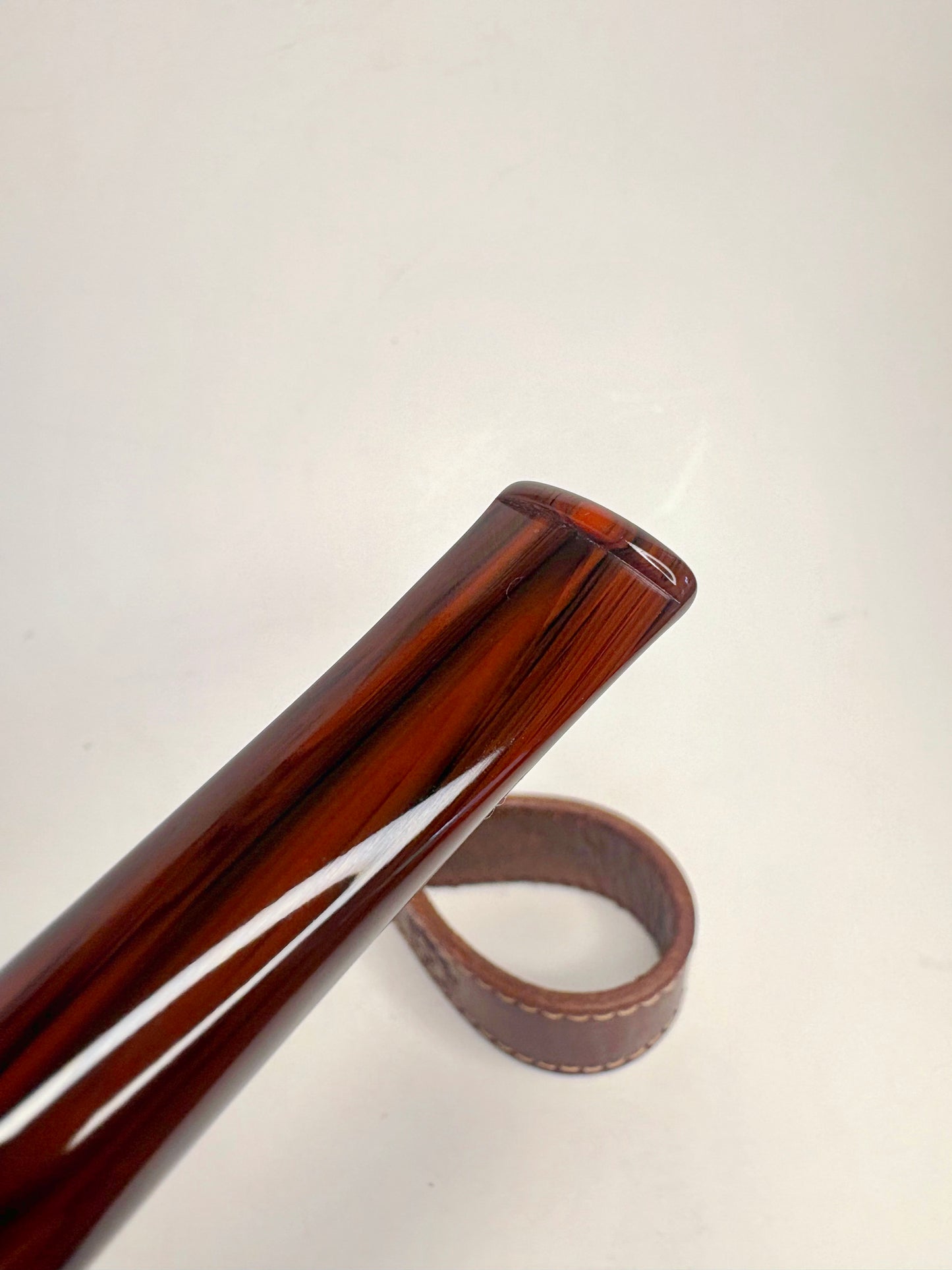 Peterson Newgrange no.106 Army Mount Irish Estate Pipe