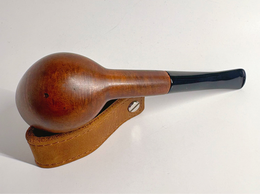 Iwan Ries & Co. “Nature” Smooth Billiard American Estate Pipe