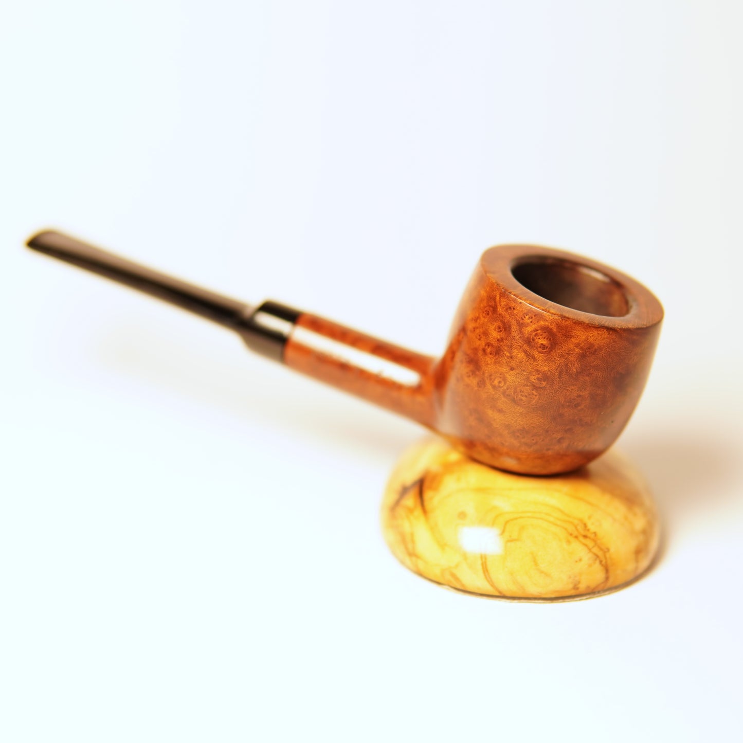 London Made Corinthian "Grant't Pipe Shop" F495 Pipe