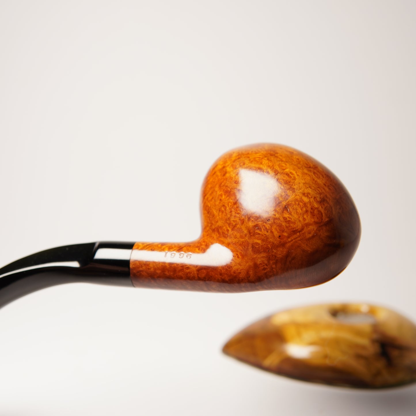 Julius Vesz Handcut Circle 2 Raindrop (1996) Pipe