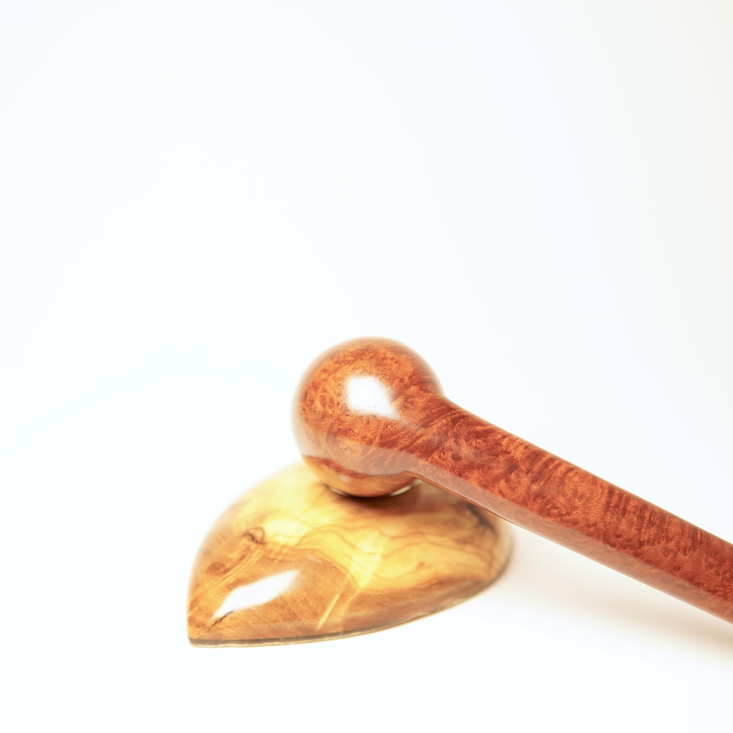 Sasieni Walnut Four Dot London Made Pipe