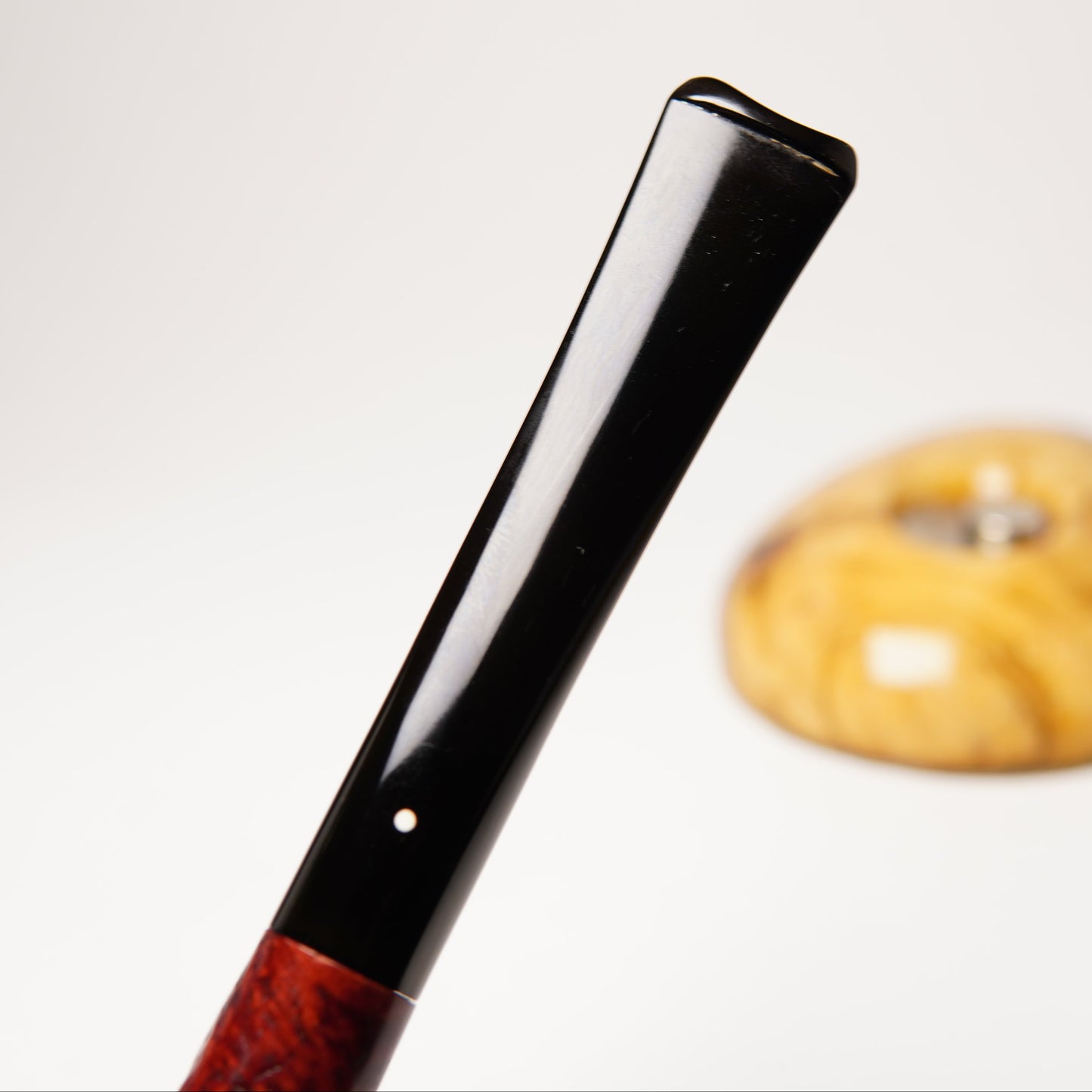 Dunhill Red Bark 320 Opera Pipe (1974)