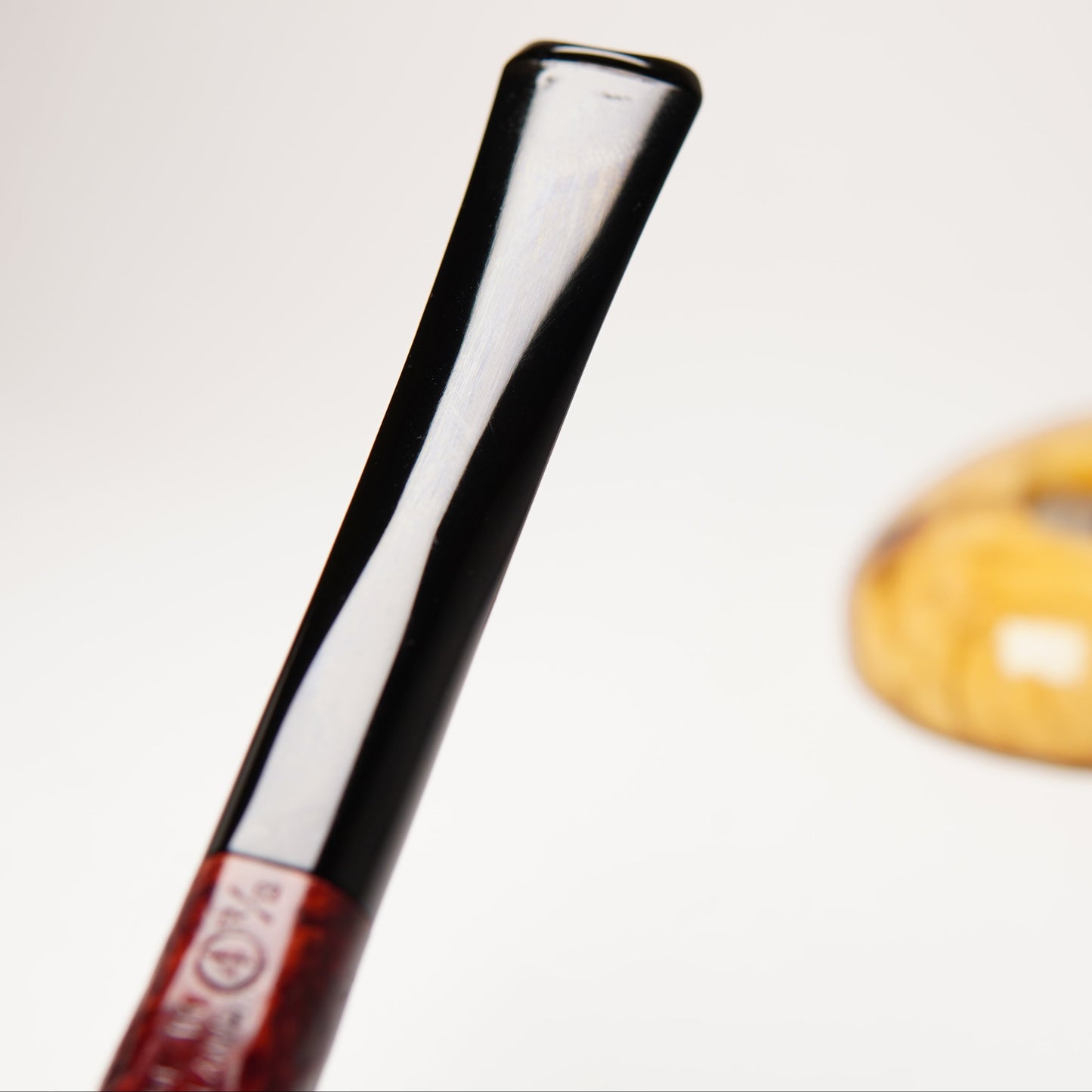 Dunhill Red Bark 320 Opera Pipe (1974)