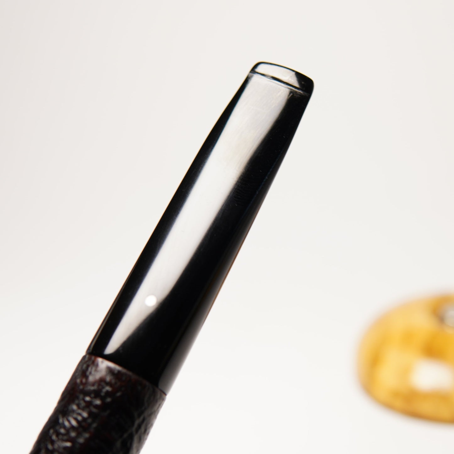 Dunhill Shell Briar 4 LBS (1964) Pipe