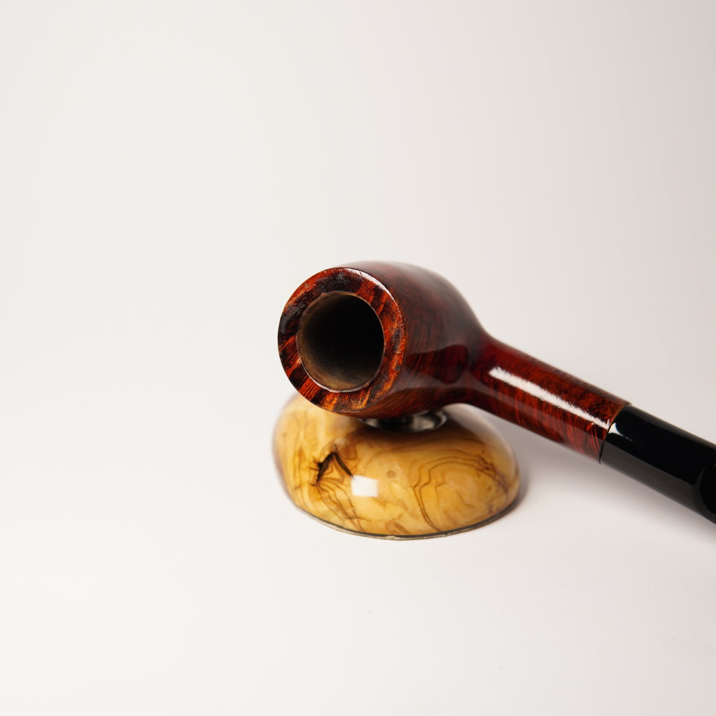 Charatan of London Knight's Bridge 3102 Pipe