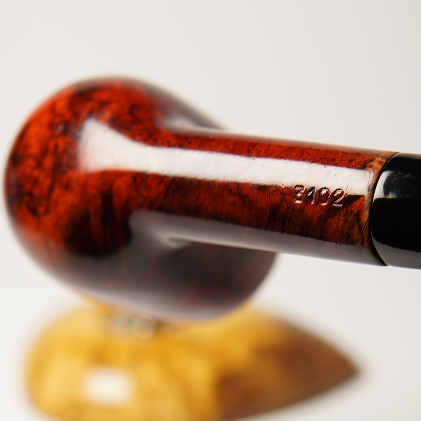 Charatan of London Knight's Bridge 3102 Pipe