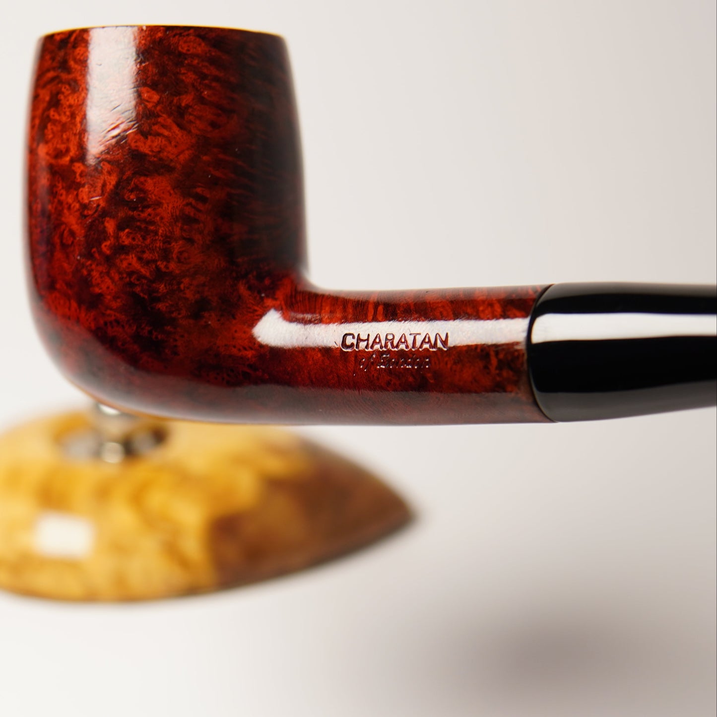 Charatan of London Knight's Bridge 3102 Pipe