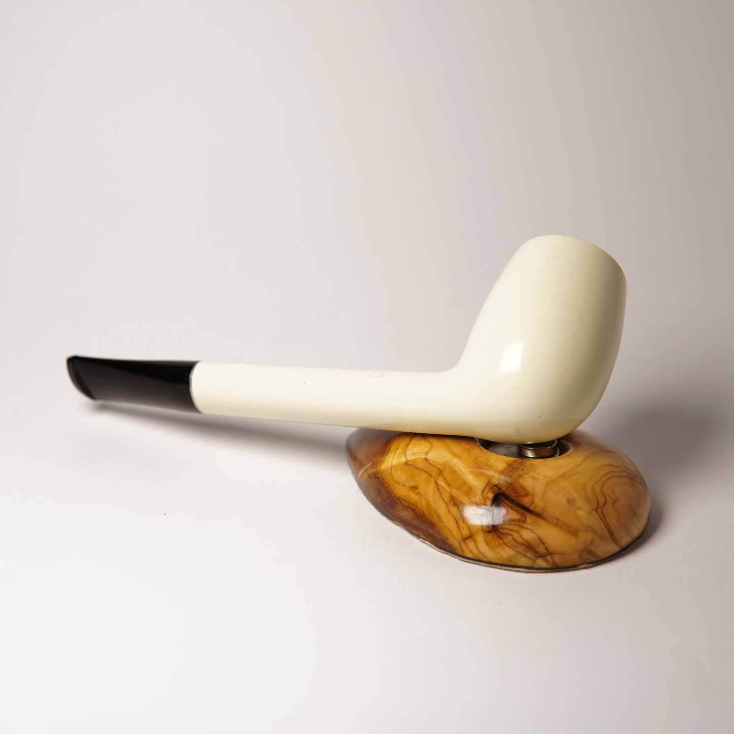 NOS Kaywoodie White Briar 72 Pipe