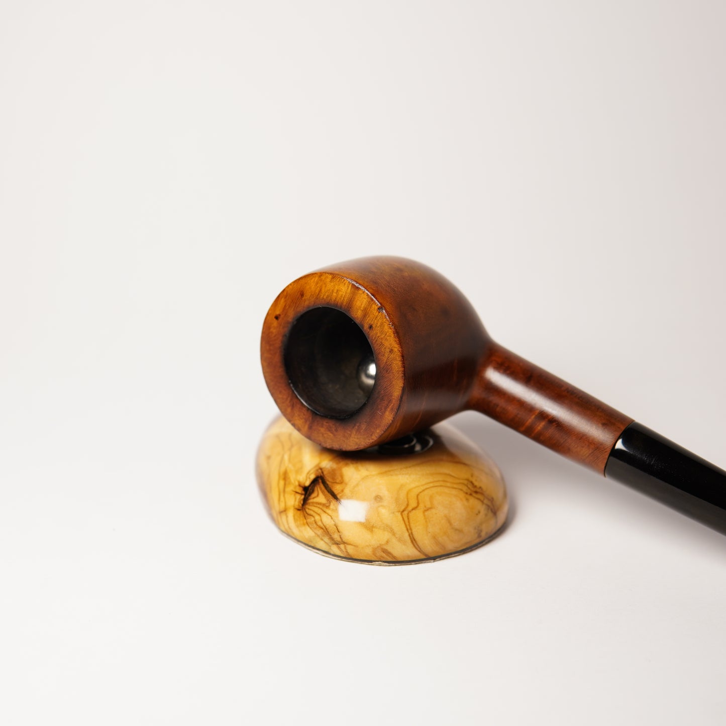 Iwan Ries & Co. Nature Smooth Pot Pipe