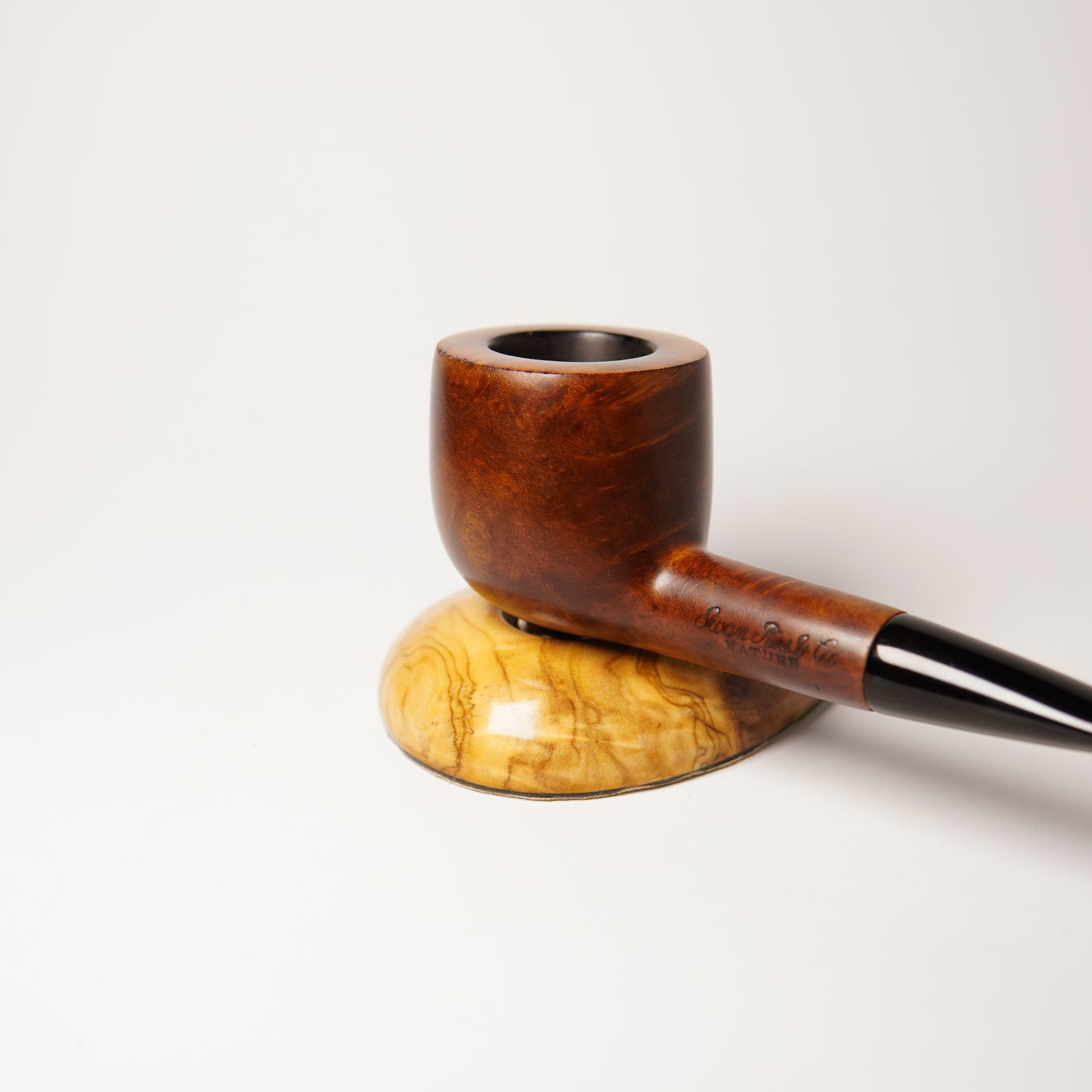 Iwan Ries & Co. Nature Smooth Pot Pipe