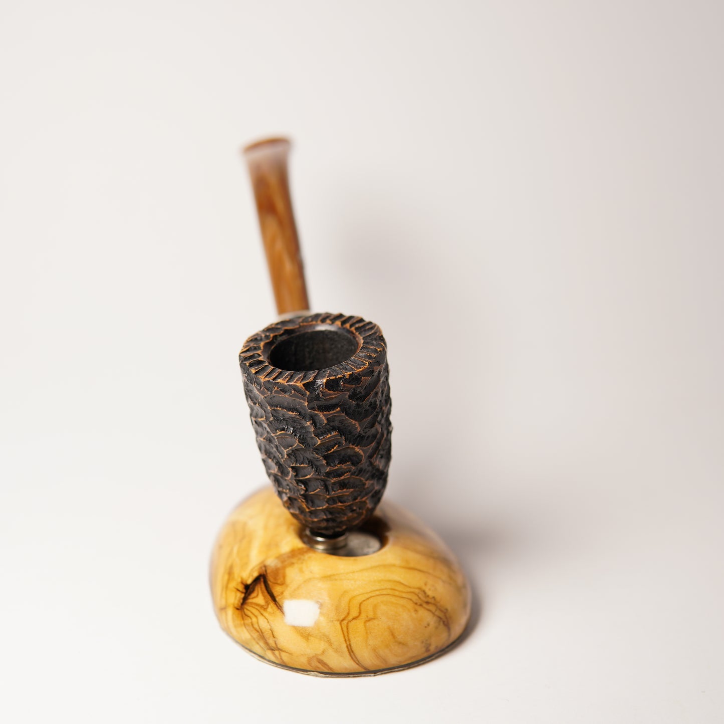 Peterson Derry Rusticated 128 Fishtail Pipe