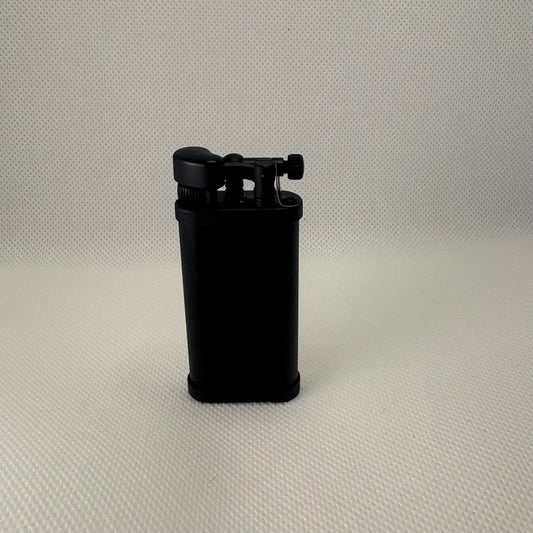 IM Corona Old Boy Pipe Lighter