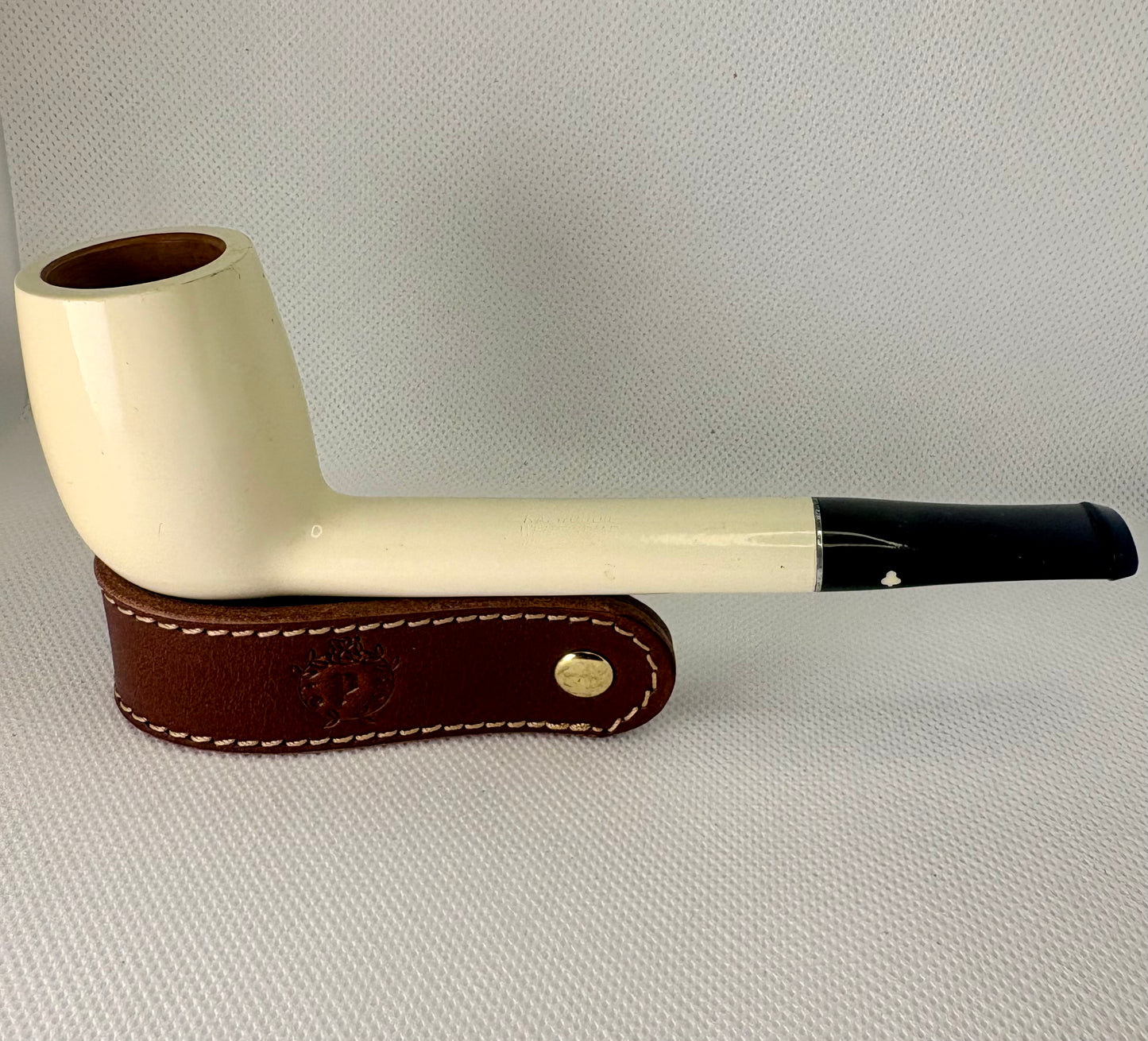 Kaywoodie White Briar – Shape No. 72