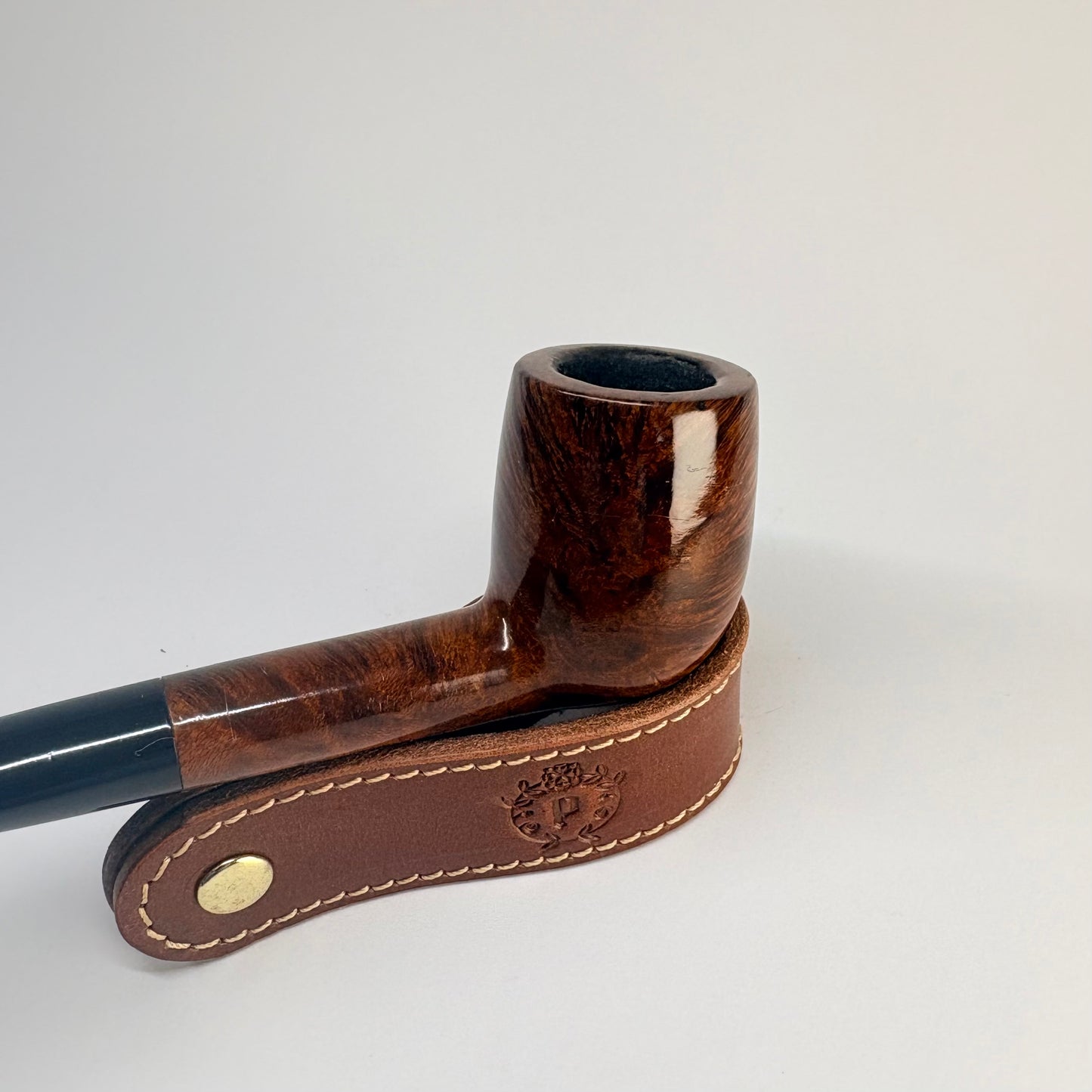 Unidentified Italian Basket Estate Pipe