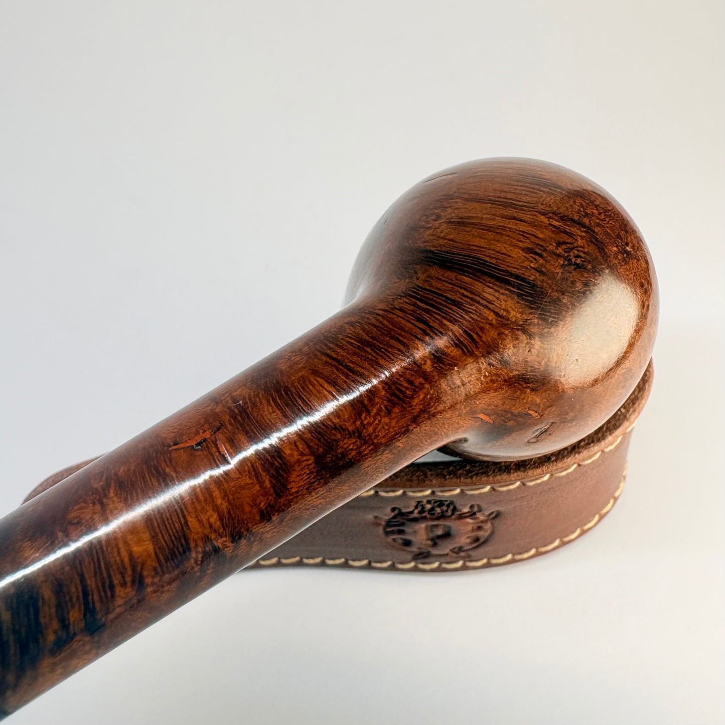 Unidentified Italian Basket Estate Pipe