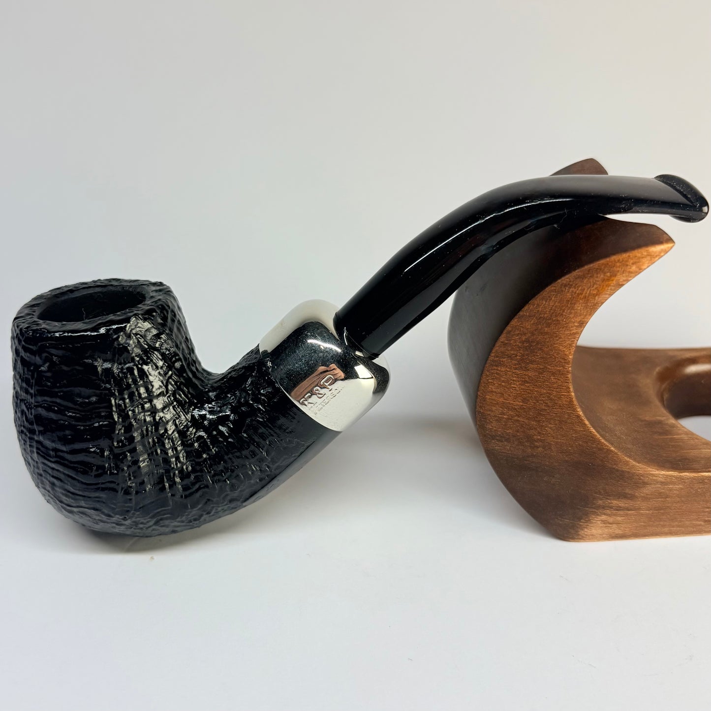 Peterson XL90 Rusticated Army Mount Irish Estate Pipe