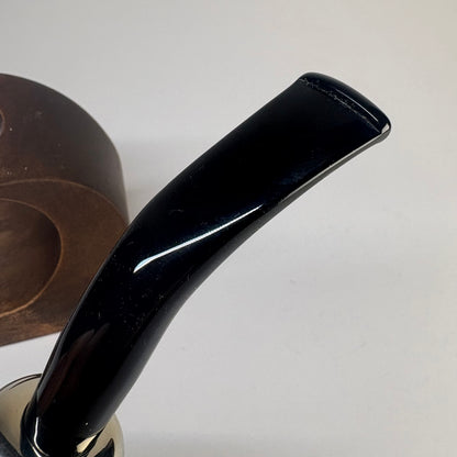 Peterson XL90 Rusticated Army Mount Irish Estate Pipe