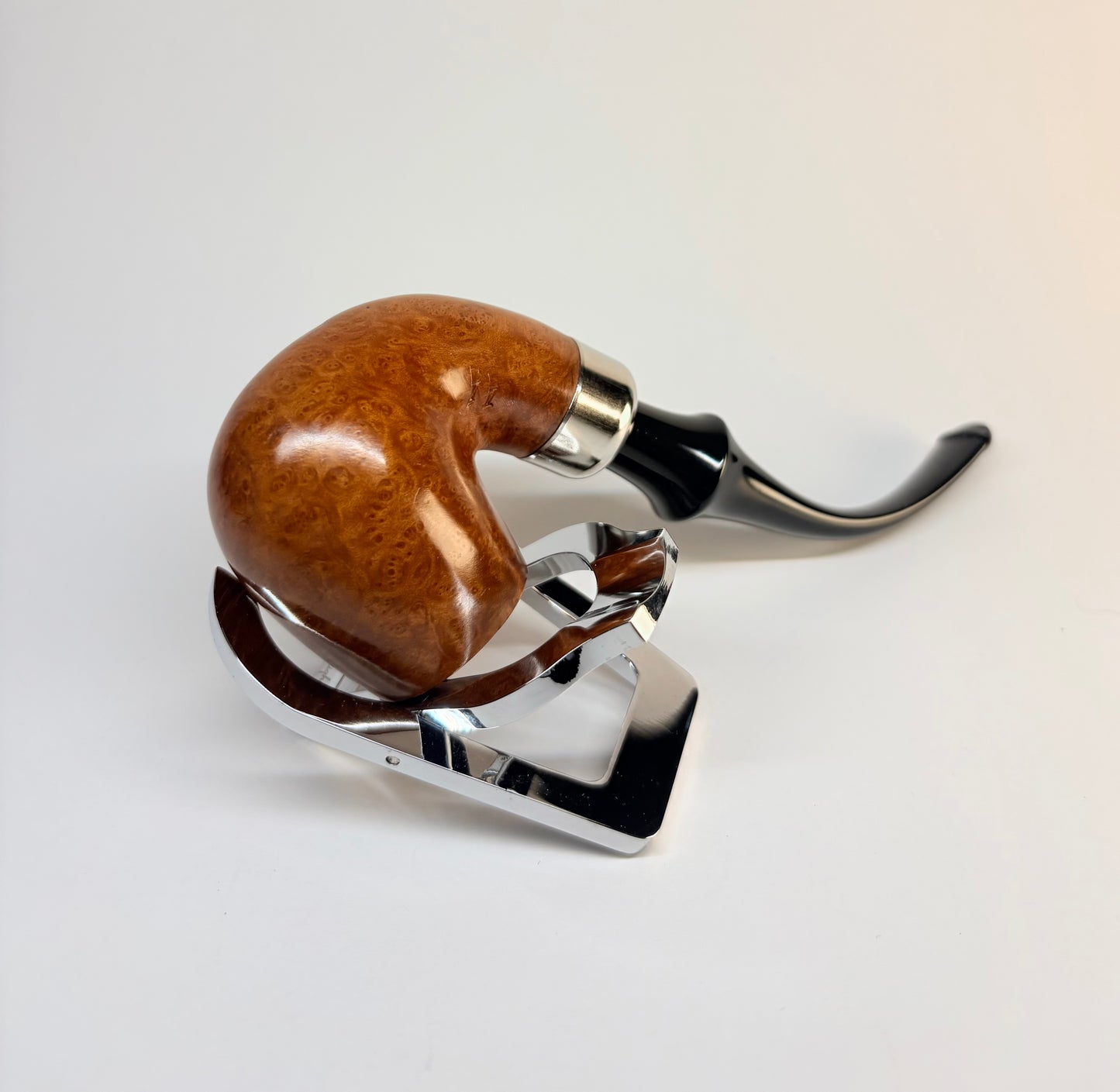 NOS/Unsmoked Wingate no.11 London Made Pipe