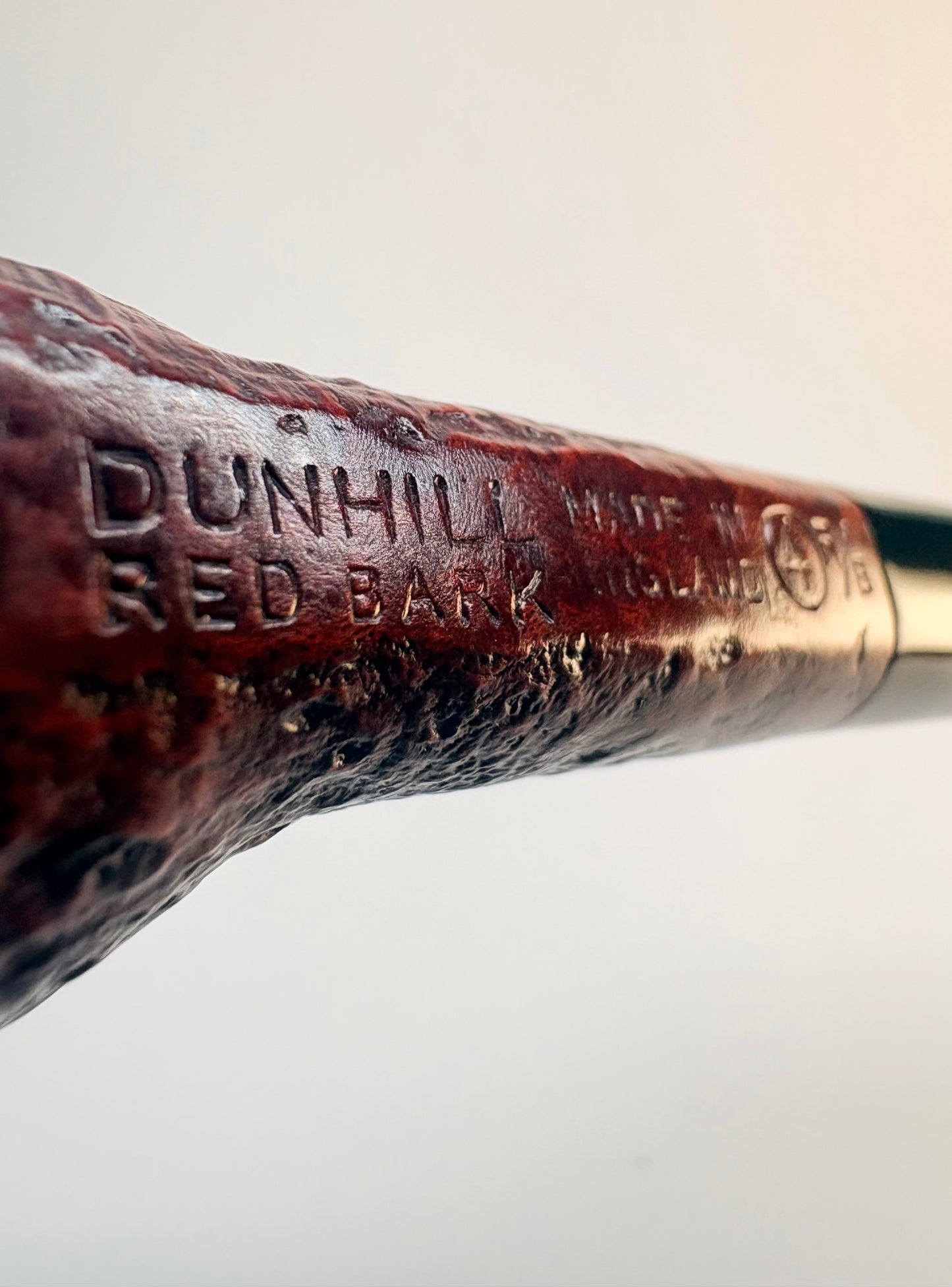 Dunhill Red Bark no.320 Opera Pipe (1970s)