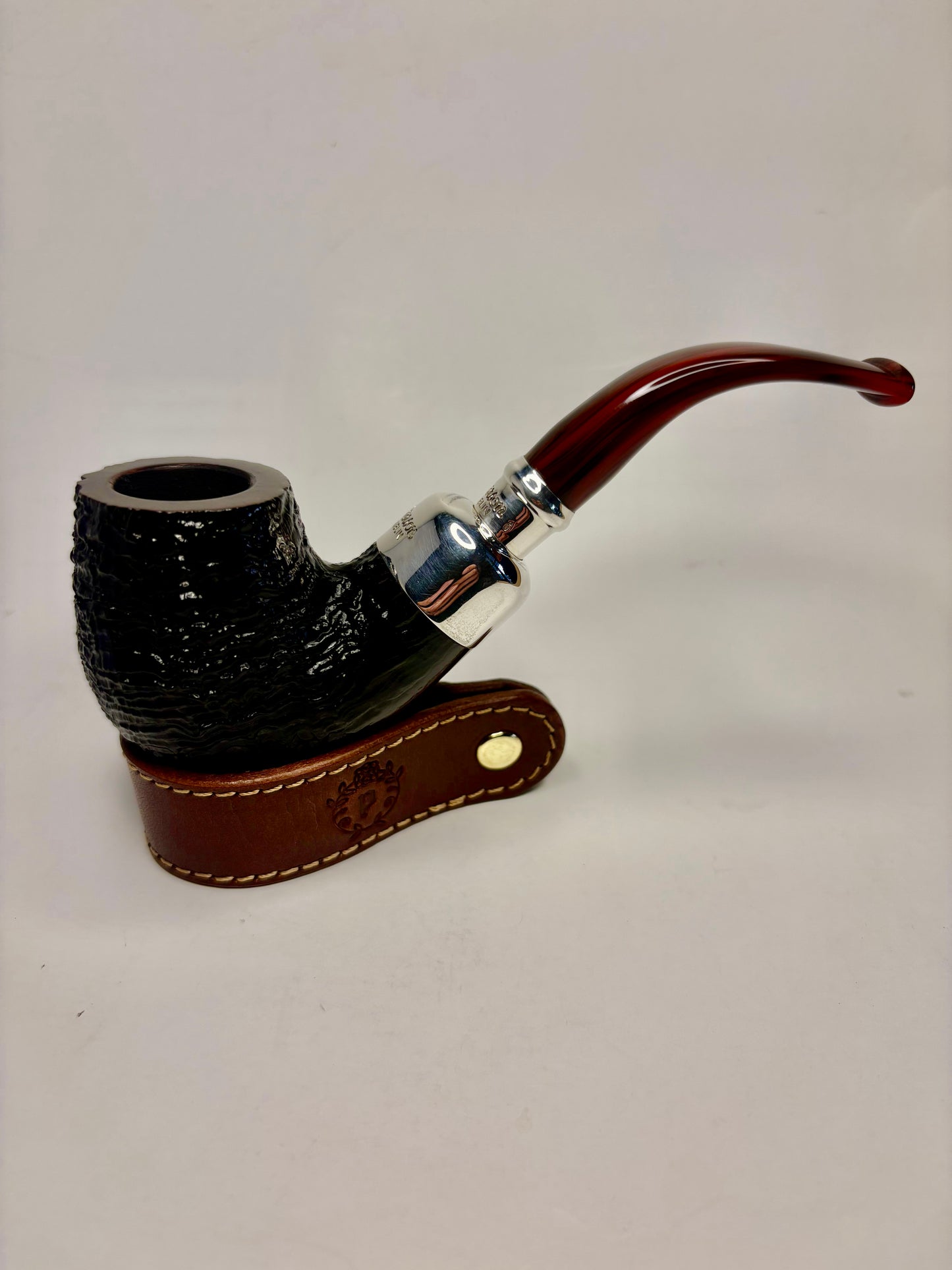 Peterson XL90 Newgrange Army Mount Irish Estate Pipe