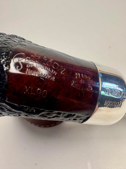 Peterson XL90 Newgrange Army Mount Irish Estate Pipe