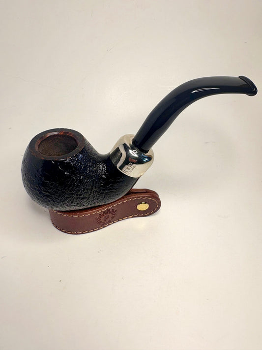 Peterson XL02 Rusticated Army Mount Black Irish Estate Pipe