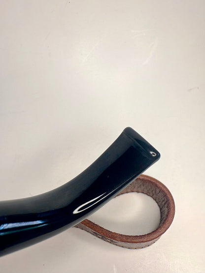 Peterson XL02 Rusticated Army Mount Black Irish Estate Pipe