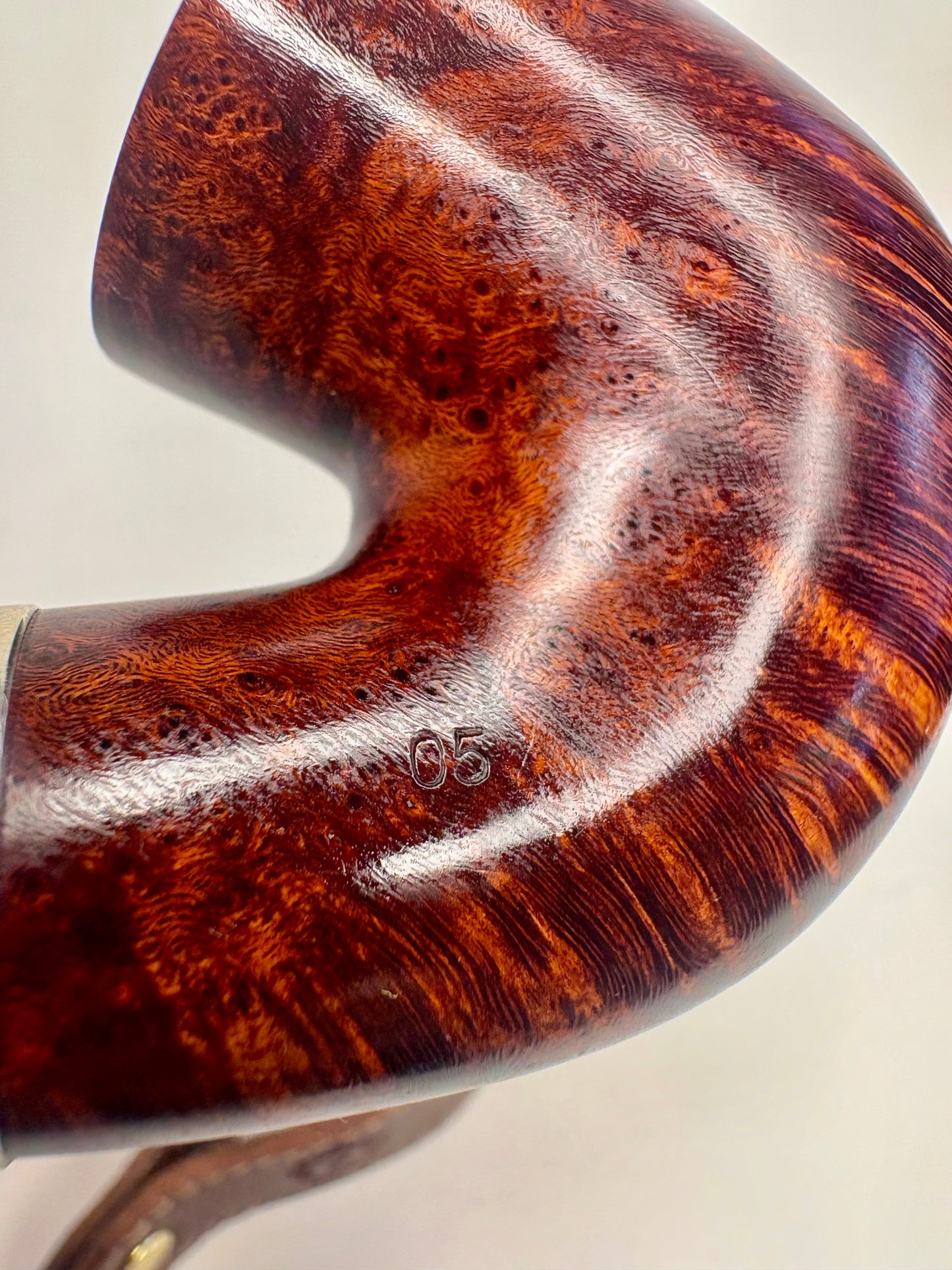 Peterson Aran no.05 Smooth Irish Estate Pipe
