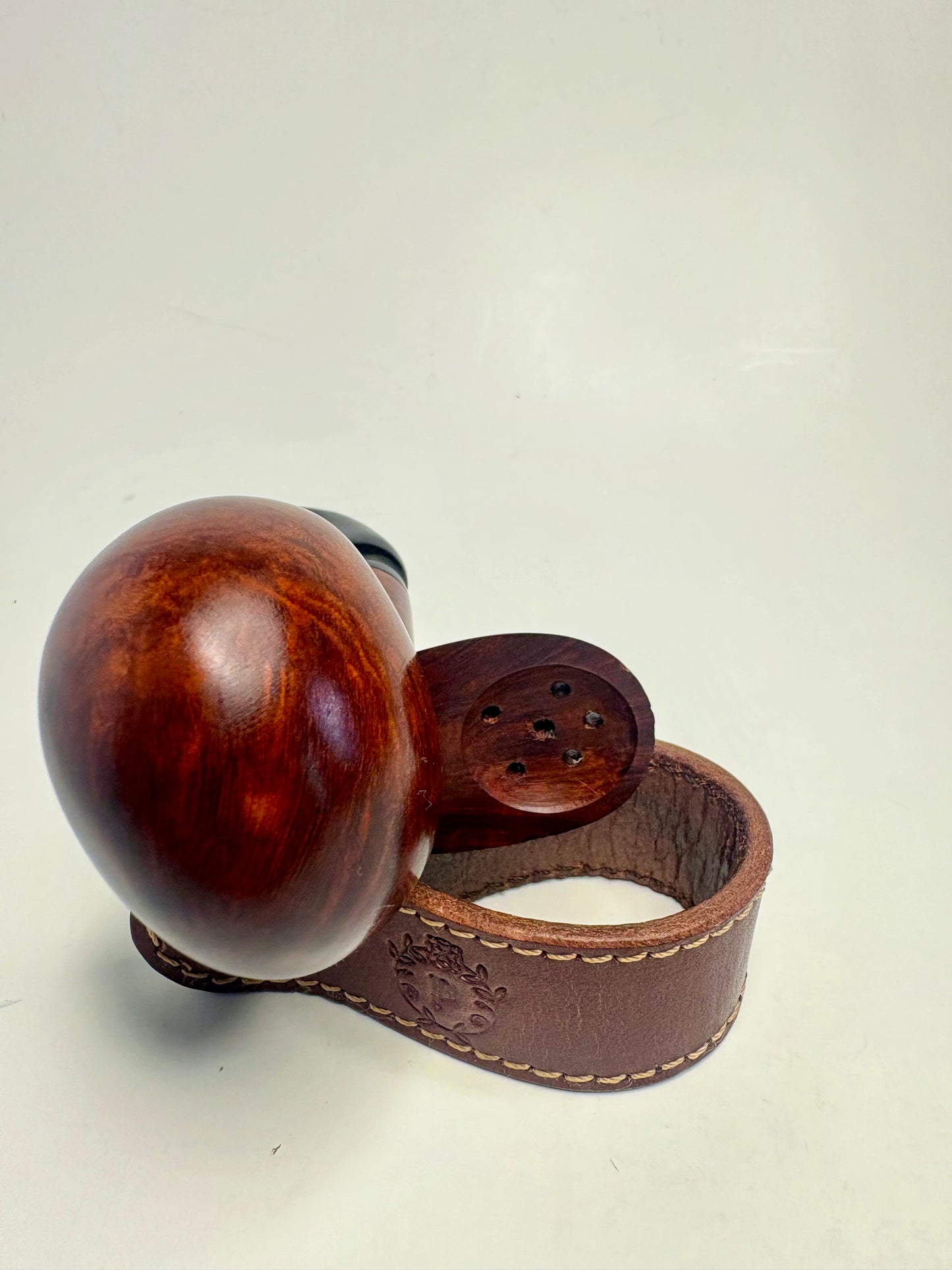 Genod Wind Cap Bent (Saint-Claude) Unsmoked Antique Pipe