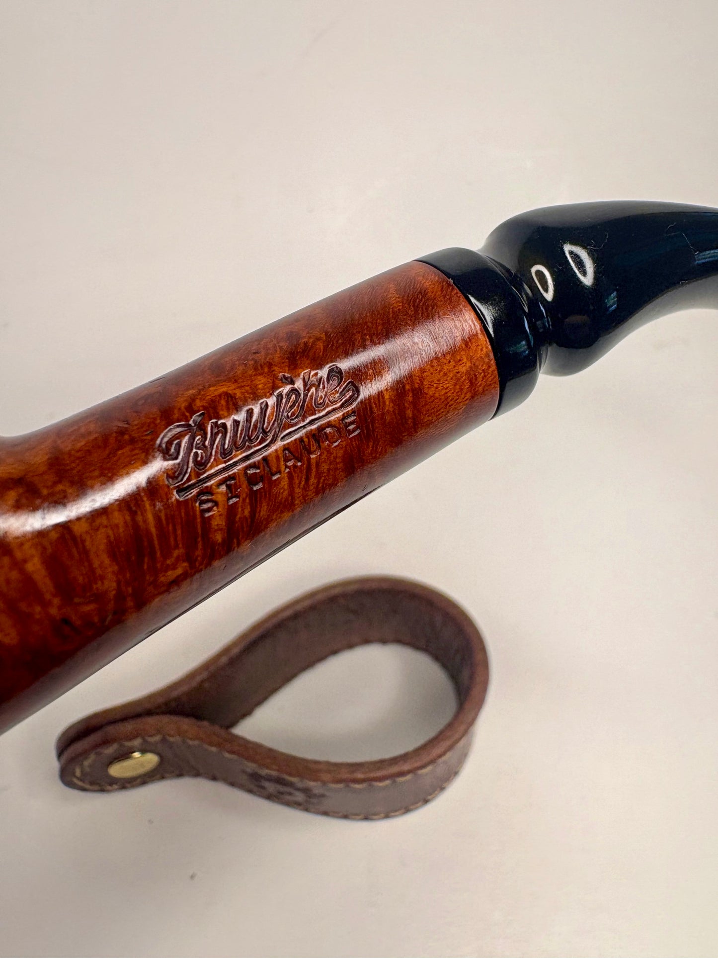 Genod Wind Cap Bent (Saint-Claude) Unsmoked Antique Pipe